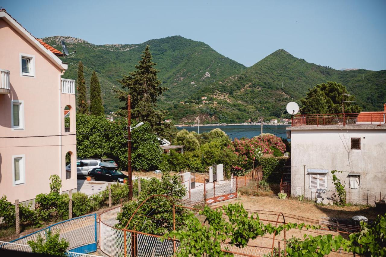 Apartment Sunny Terrace Herceg Novi Exterior photo