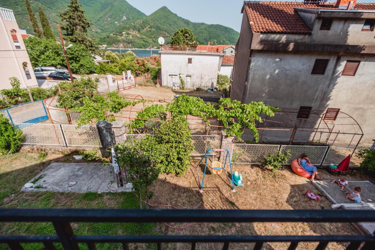 Apartment Sunny Terrace Herceg Novi Exterior photo